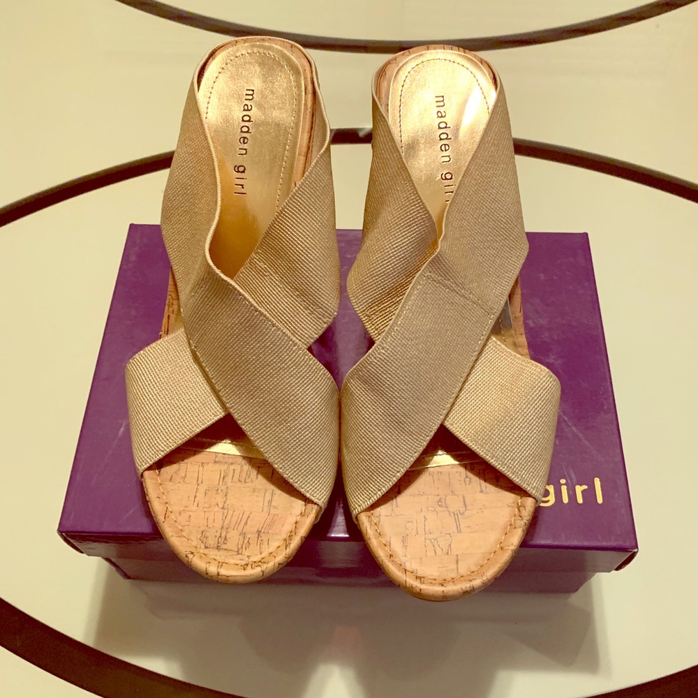 Women’s Madden Girl Nautical Gold Sandal
